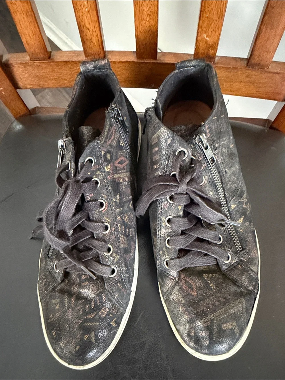 EUC! Rockport Hi-Top Sneakers